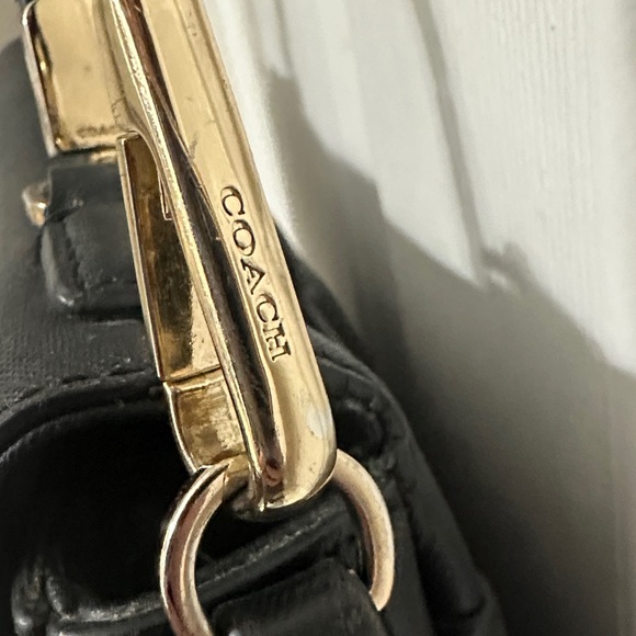 Coach Madison Black Leather Handbag with gold trim - Picture 3 of 16